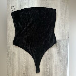 Naked Wardrobe Black Bodysuit Size Large